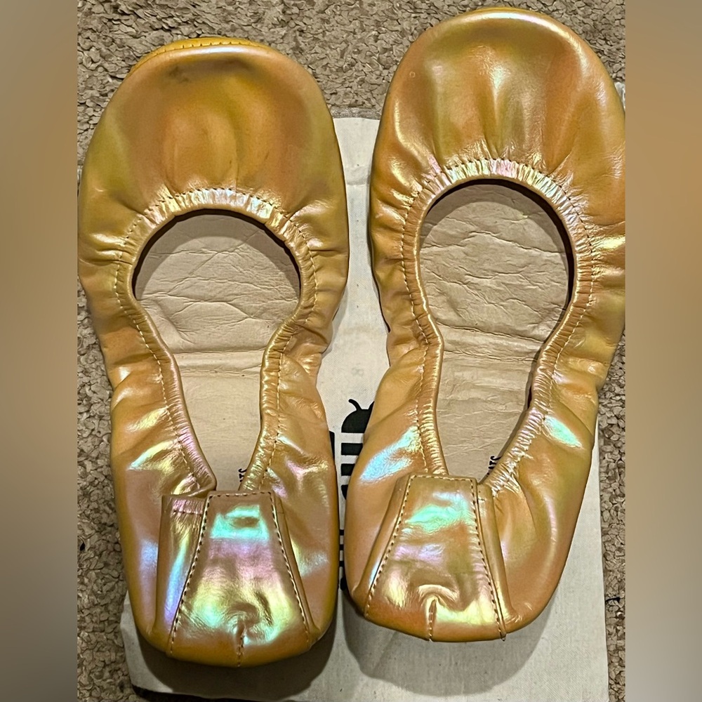 Storehouse Flats Iridescent Yellow